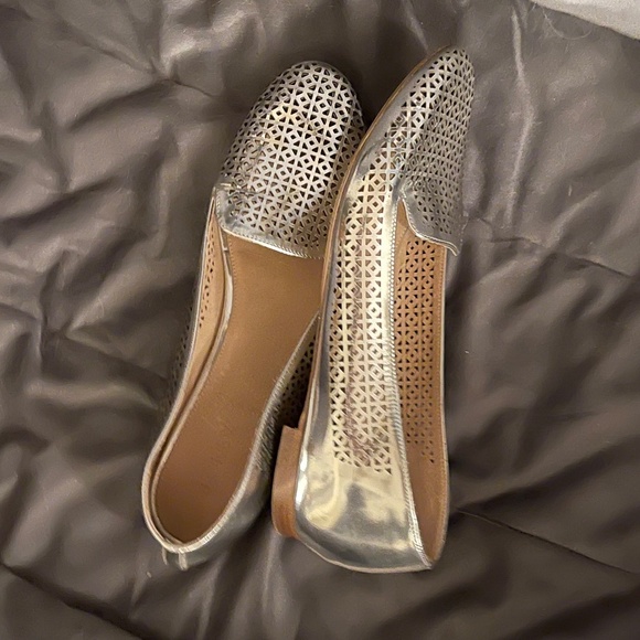J. CREW Silver Metallic Flats - Picture 5 of 7